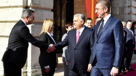 Християн Мицкоски Виктор Орбан