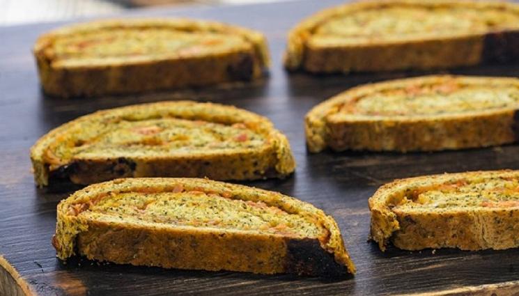 рецепти - БОНАПЕТИТНО И ЕФЕКТНО: Спаначено руло с шунка и моцарела, апетитно печено бонфиле с грейпфрут или пък с паста с цитрусов сос