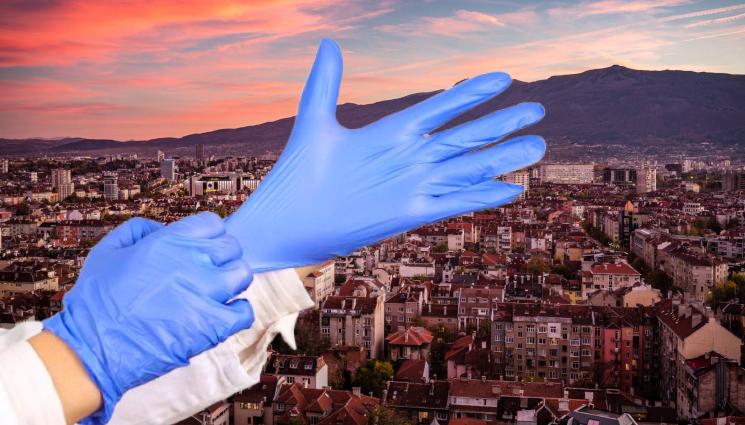 софия ръкавици чистене - ВАДЯТ МАРКУЧИТЕ В ТЪМНОТО: Започва голямото лъскане в София!