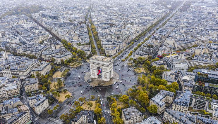 Париж - ЗАБРАНЕНО ЗА КОЛИ: 500 улици в Париж стават пешеходни