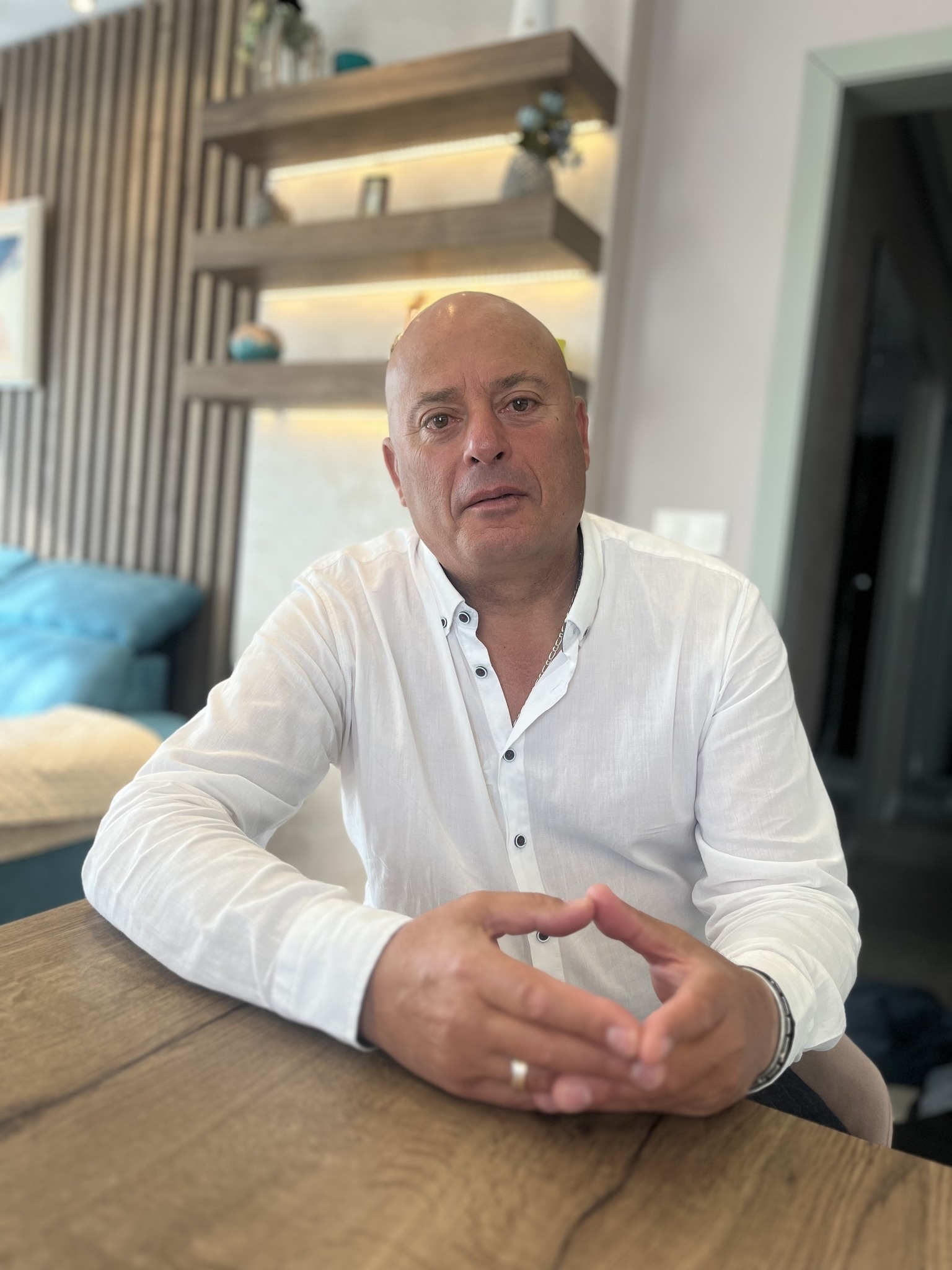 Слав Хрелев