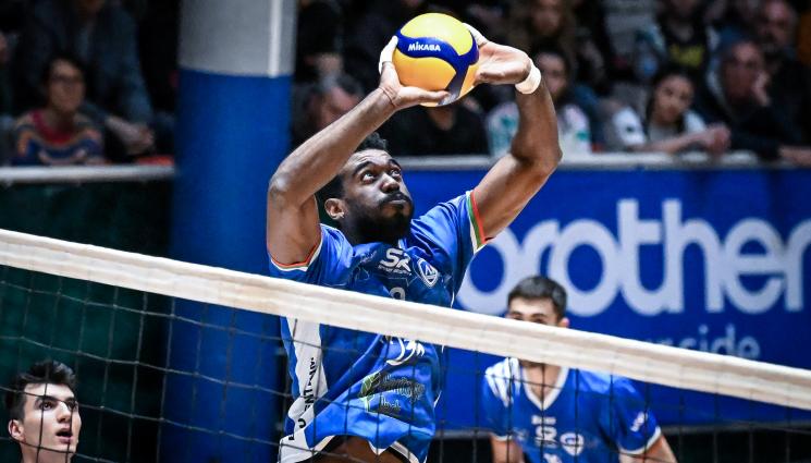 Левски - Левски сгази Черно море и изравни серията при мъжете, Берое вече е на полуфинал във волейбола