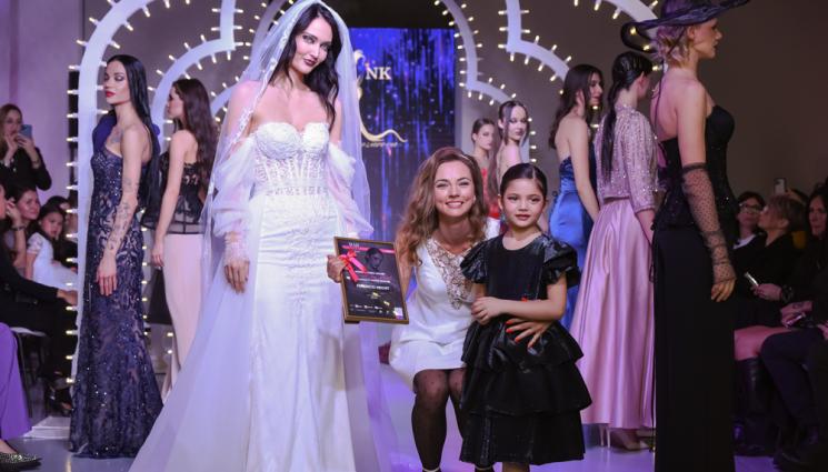 Радослава Лазарова - Българска дизайнерка получи награда по време на Седмицата на модата в Милано