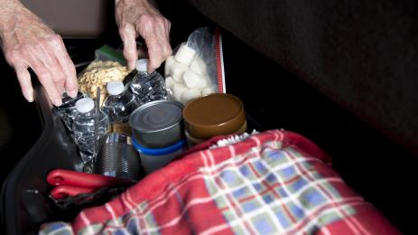 комплект за оцеляване