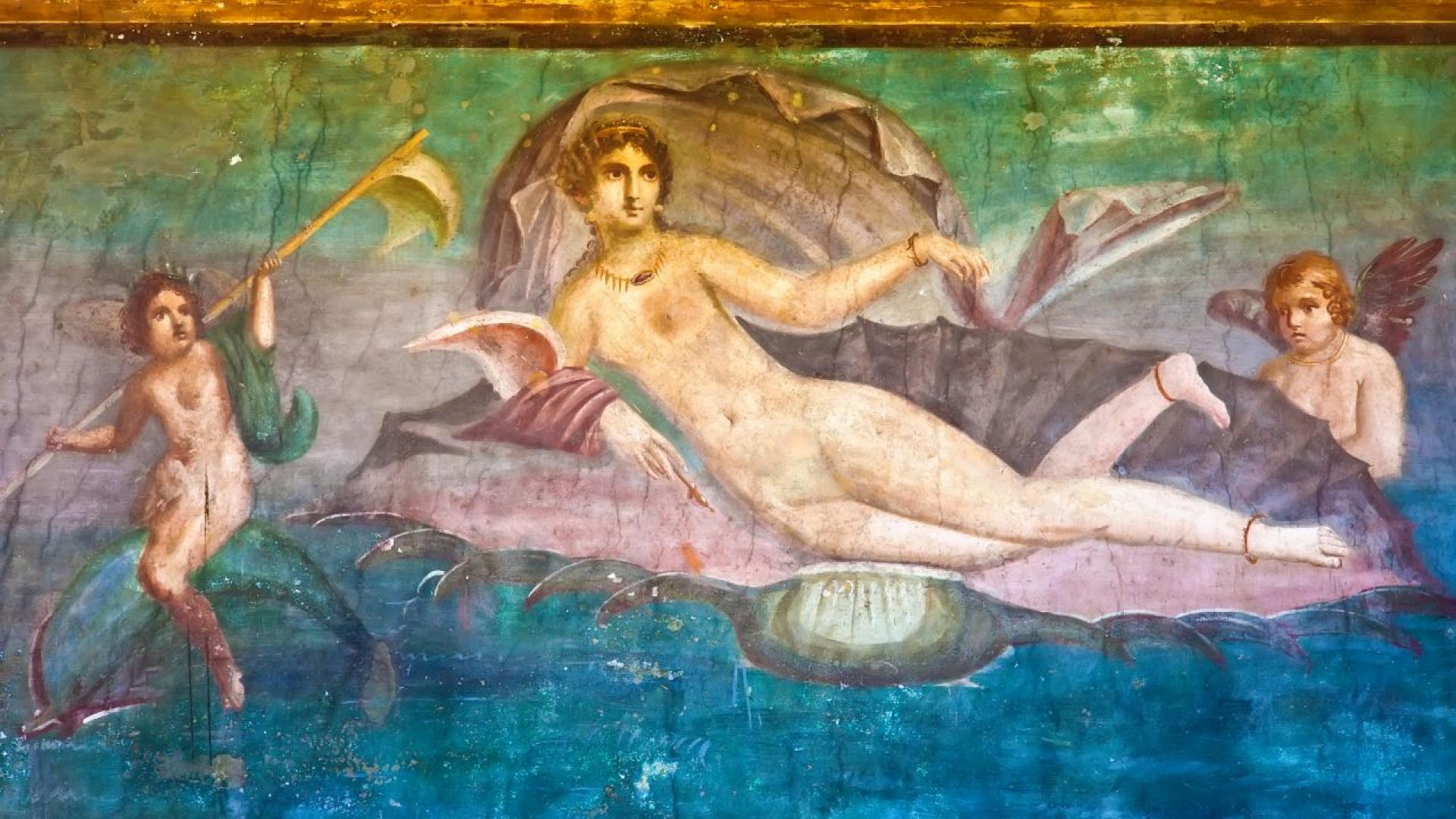 Жена се съблече чисто гола и нападна работници на летището