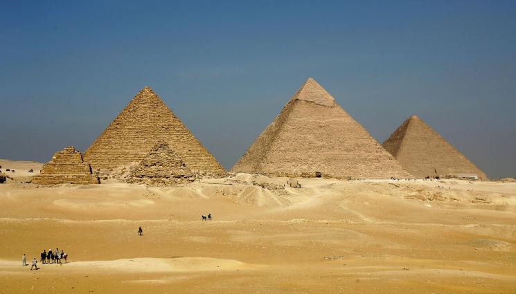 Пирамидата на Хефрен - С ЕЛЕКТРОМАГНИТНИ ВЪЛНИ: Откриха град 1200 м под пирамидите