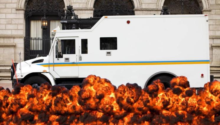 d - СЪС ЗАСАДА И ВЗРИВ: Обраха два бронирани буса с 3 милиона евро в Италия (ВИДЕО)