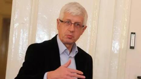 Румен Овчаров