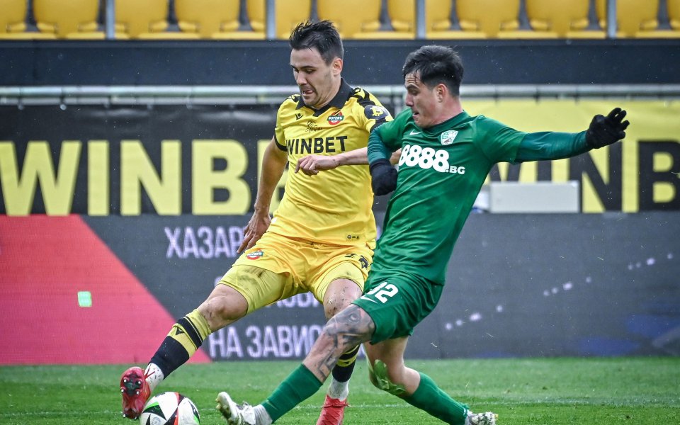 Отличен вратар и куп пропуски оставиха Ботев Пловдив без победа от началото  на годината - БГ Футбол - efbet Лига - Gong.bg