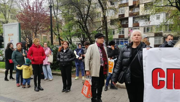 Адриан - Протестът за малкия Адриан в Пловдив: Не искаме линч за пастрока, а тежка присъда!