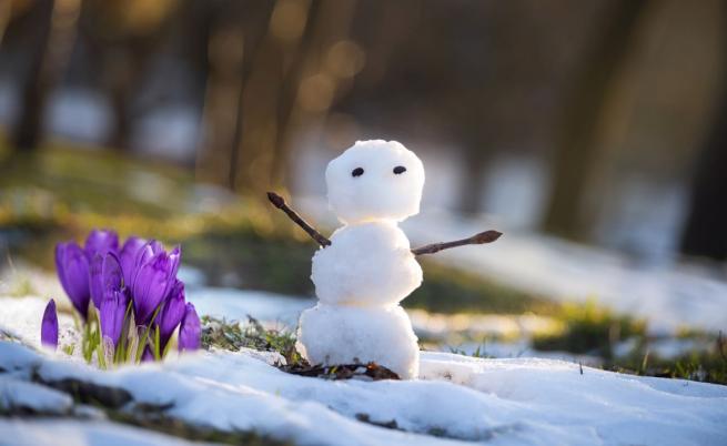 Месец преди лятото – сняг изненада България ❄️