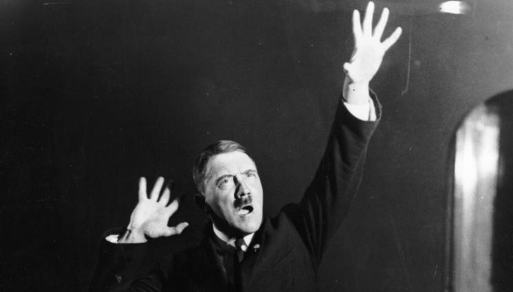 Хитлер - КОНСПИРАЦИЯ: Копията на Фюрера с кратък срок на годност! (СНИМКИ)