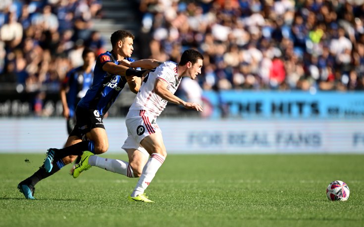 ВАР спря голова серия на Краев в Австралия