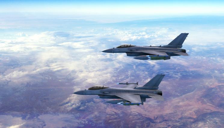 самолет - ХАОС В НЕБЕТО: Два самолета отмениха кацане заради военен вертолет!