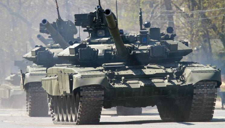 d - Руската армия усилено струпва военна техника до новопостроена жп линия