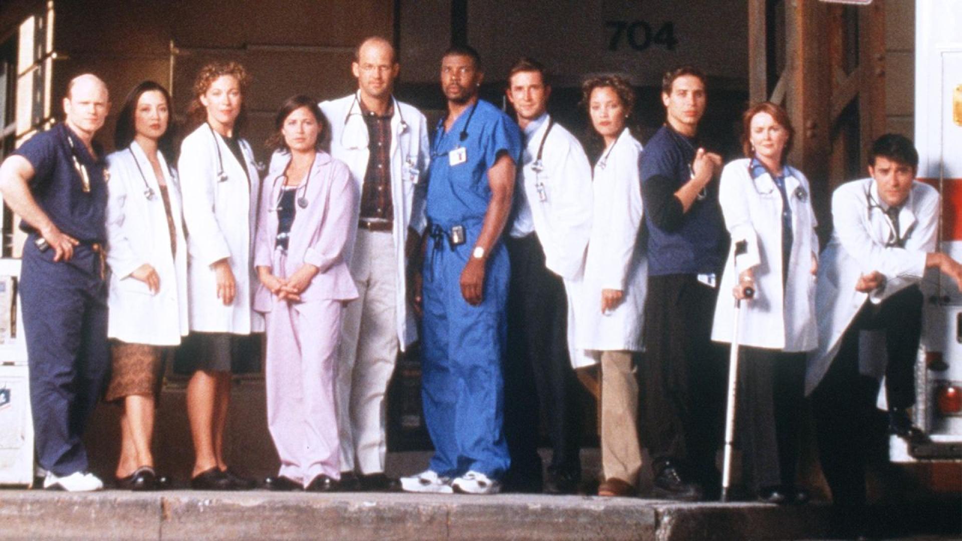 Трима доктори и една медицинска сестра от любимия на поколения