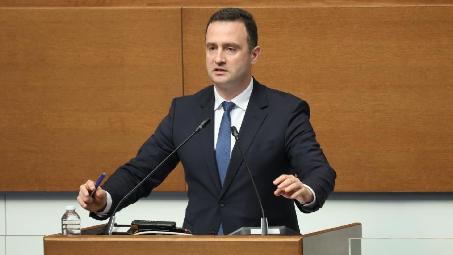 Народното събрание ще изслуша в сряда министъра на енергетиката Жечо