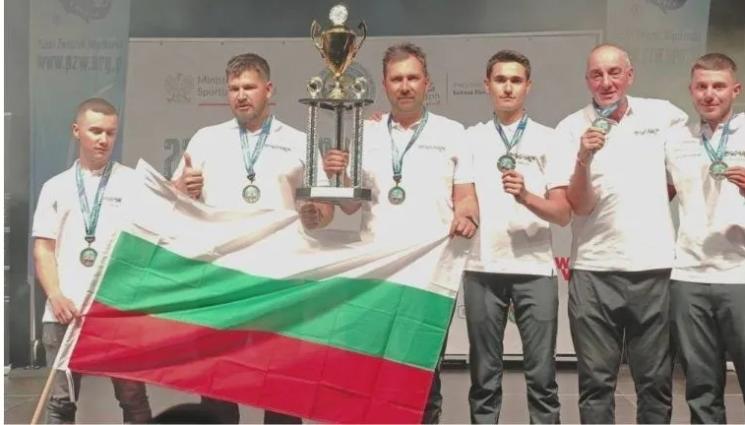 спининг - При улов на хищна риба от брега: България с бронз от мондиала по спининг в Полша