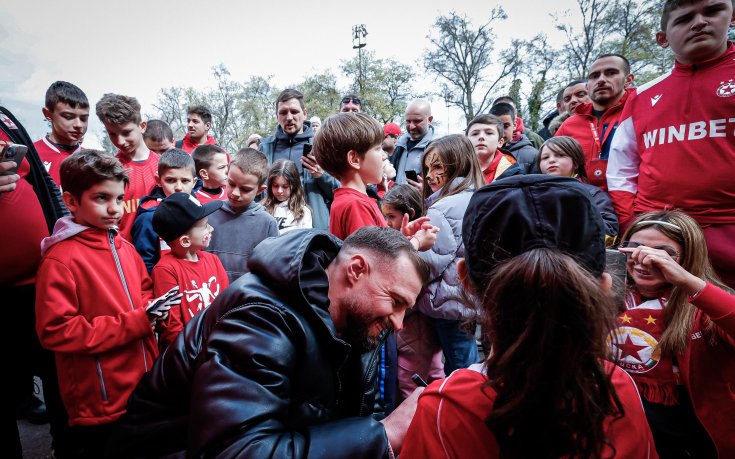 Бусато зарадва 