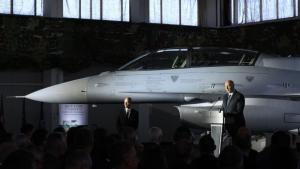 Министърът на отбраната Атанас Запрянов адмирал Емил Ефтимов и заместник помощник секретарят