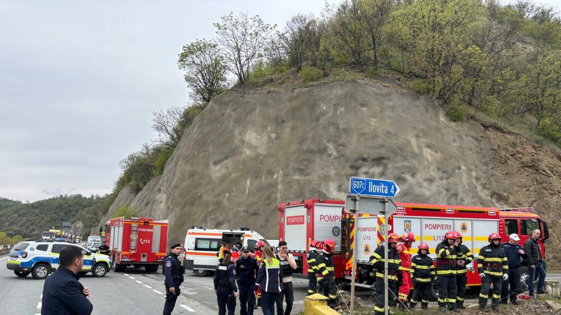 Микробус падна днес в река Дунав след като се удари