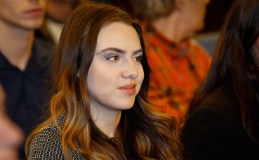 Салимова с реми срещу китайка