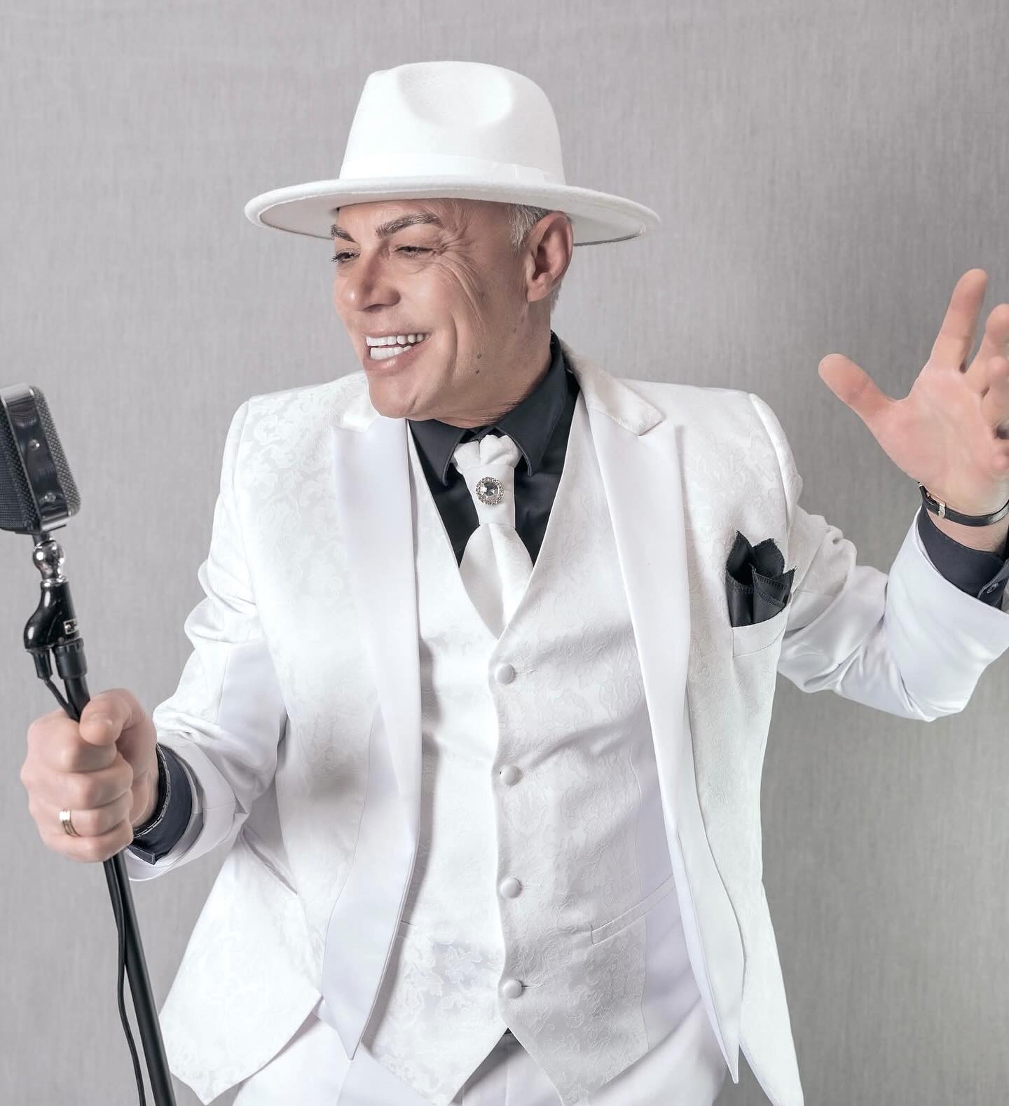 звезди Великден