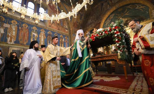 Патриарх Даниил отслужи опело Христово