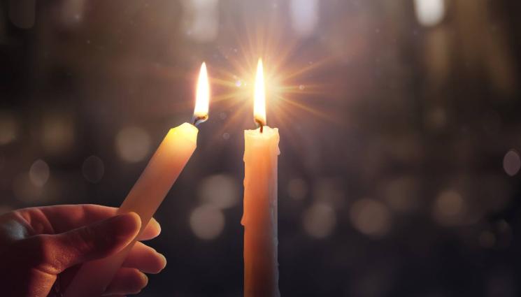 палене на свещи - ТРАДИЦИЯ: 40 дни след Великден се поздравяваме с „Христос воскресе“!