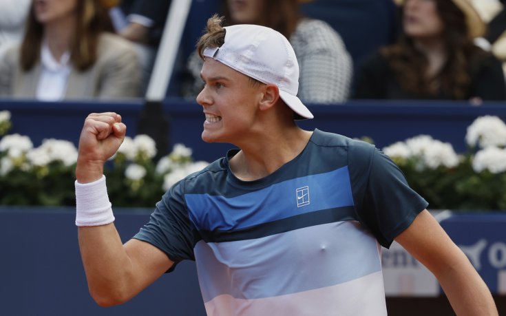 Холгер Руне стартира стабилно в Куинс