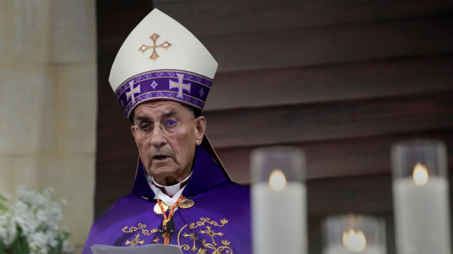 Ливанският маронитски патриарх Бешара Раи си счупи бедрото по време