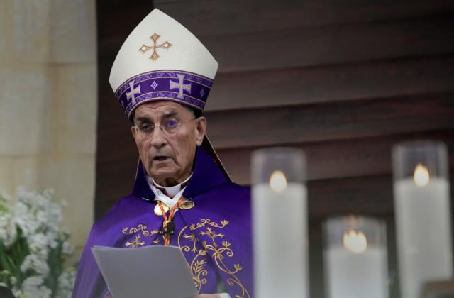 Ливанският маронитски патриарх Бешара Раи си счупи бедрото по време