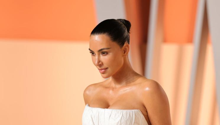 Ким Кардашиян - СИЛНА ЖЕНА: Кардашиян е готова да се изправи пред нападателите си!