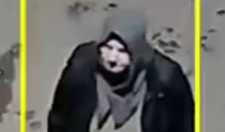 баба с брадва