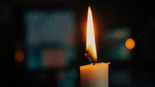 Бащата на Риана почина на 70 години