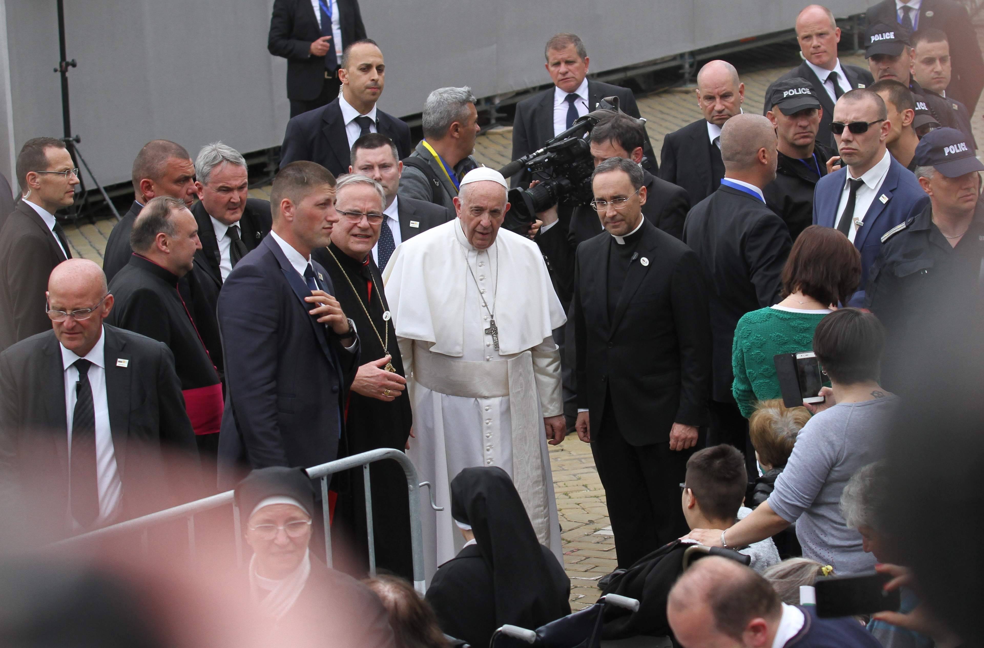 Отец Страхил Каваленов