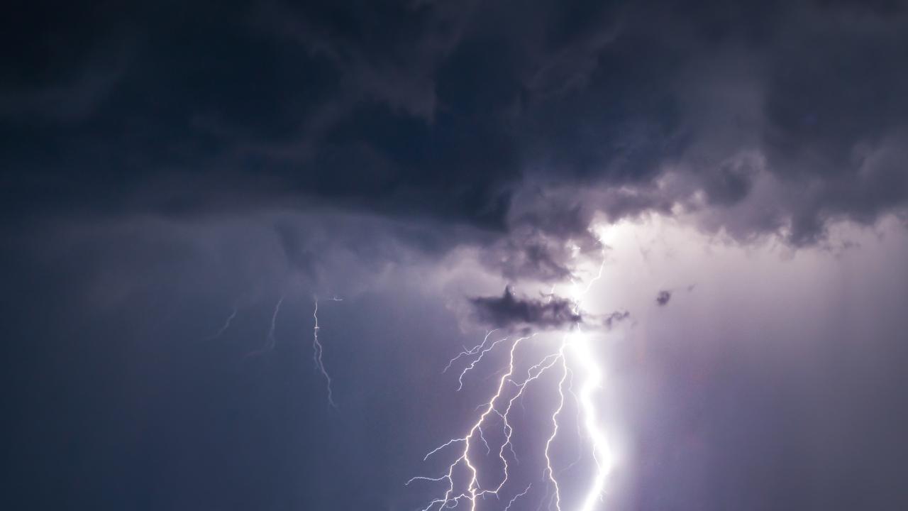 буря градушка