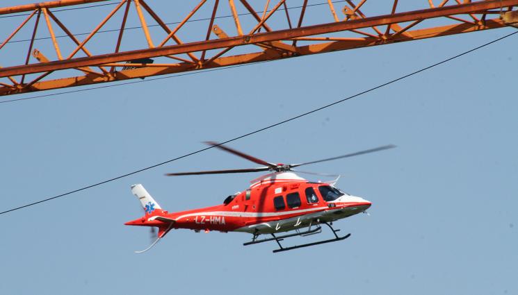 д - Вдигнаха медицинския хеликоптер за тежко пострадало дете!