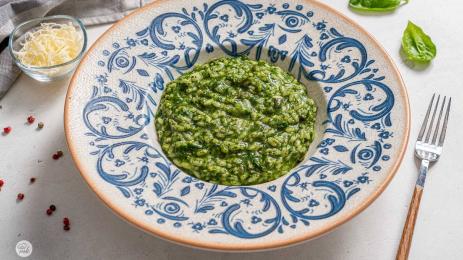 Гответе с matekitchen.com: Ризото със спанак - апетитно и кремообразно (ВИДЕО)