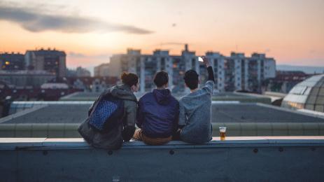 тийнейджъри покрив