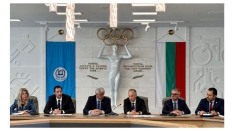 НСА министър на образованието дискусия