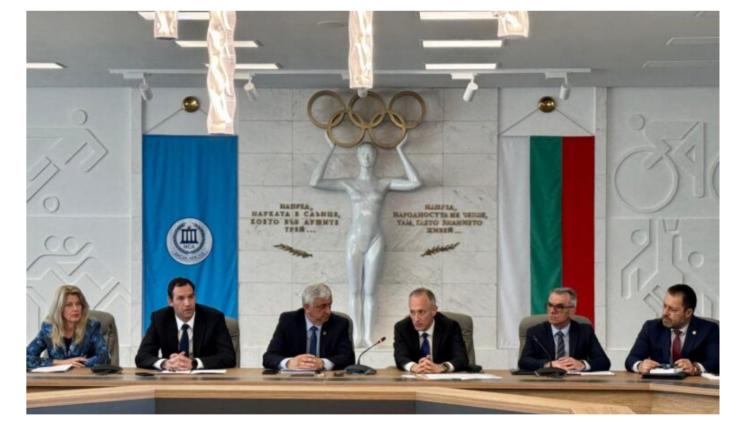 НСА министър на образованието дискусия - 2500 лв. е средният месечен доход на завършилите „Спорт” в НСА през последните 5 години