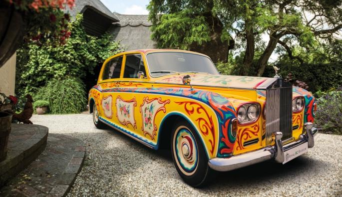 Rolls-Royce Phantom V на Джон Ленън