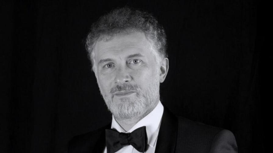 <p>Стотици си взеха последно сбогом с оперния певец Богомил Спиров</p>