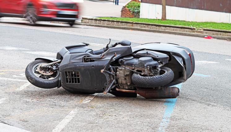 скутер - Мъж загина на място след падане от електрически скутер в София