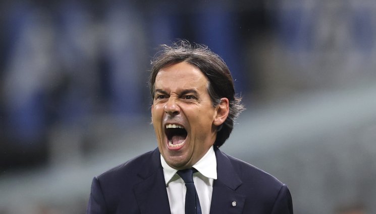 Симоне Индзаги - ИНДЗАГИ: НУЖЕН БЕ СУПЕР ИНТЕР И ЕТО ГО! Играчите трябва да се насладят на всеки момент пред тези фенове, това са футболисти за пример, обяви треньорът на