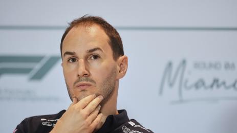 Оливър Оукс