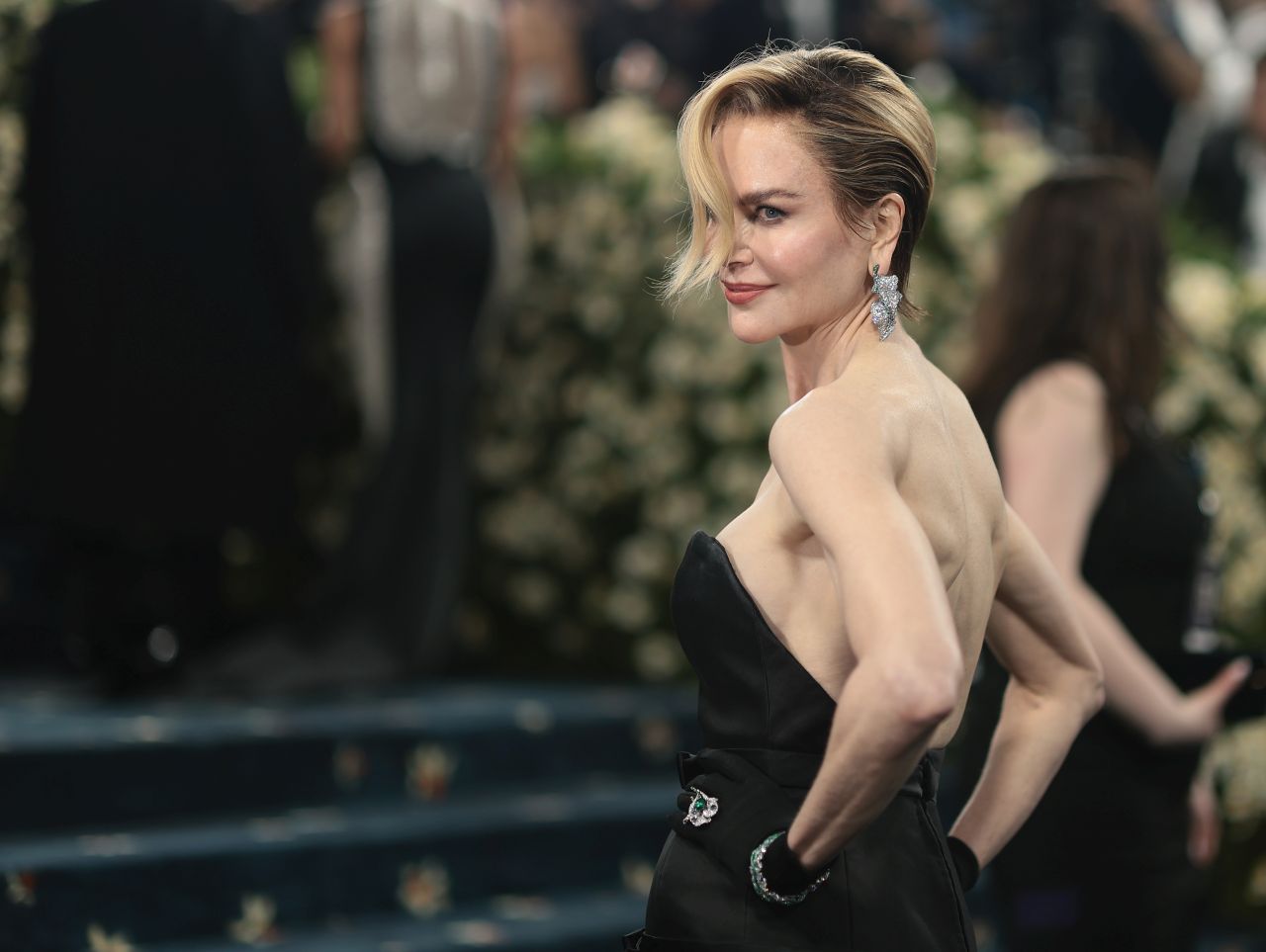 <p>Никол Кидман на Met Gala 2025: Прическата ѝ шокира всички</p>