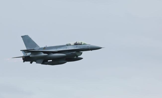 ЕК за казуса с българския F-16: Твърденията за саботаж трябва да се основават на потвърдени доказателства