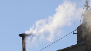 Бял дим над Сикстинската капела оповести избора на 267 ия папа Очаква